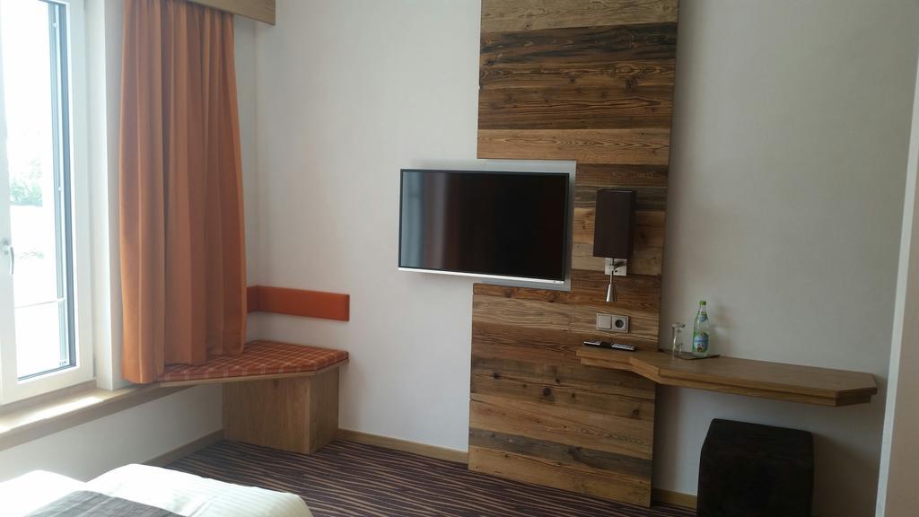 Alpenflair Hotel Buchloe Pokoj fotografie