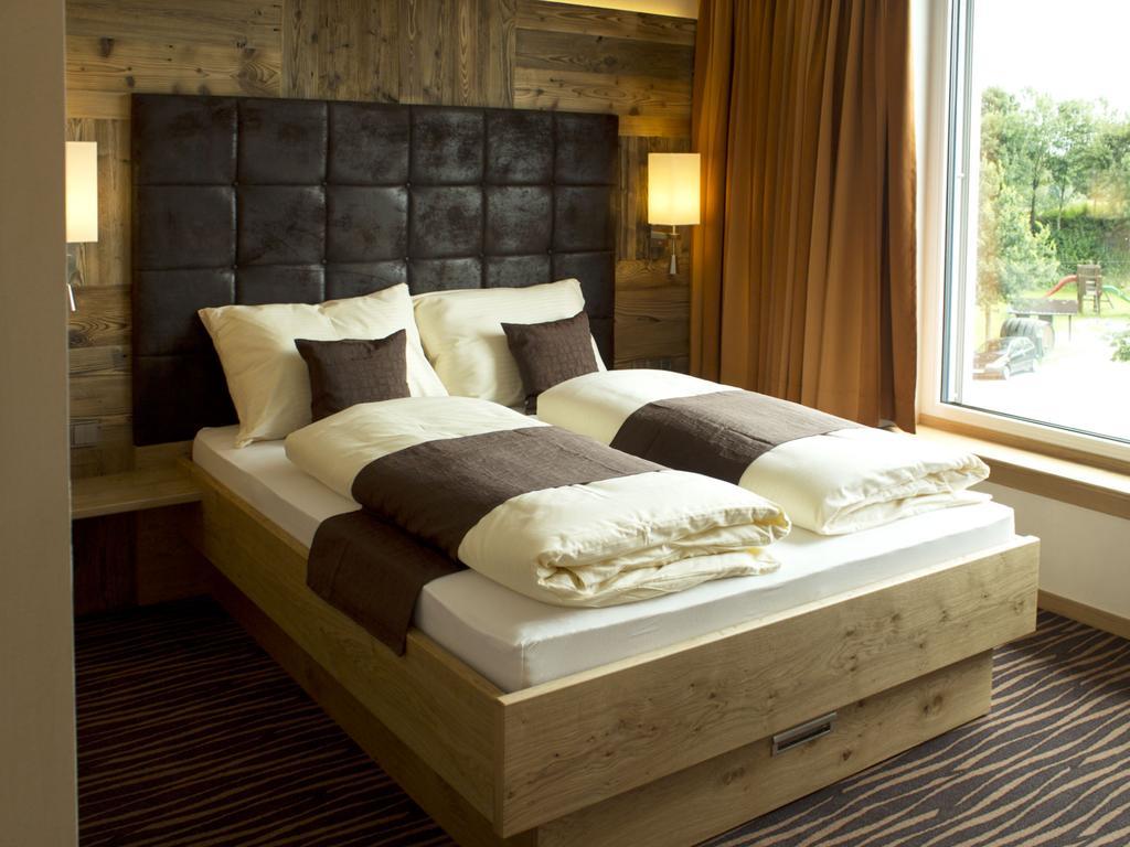 Alpenflair Hotel Buchloe Pokoj fotografie
